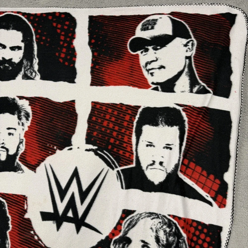 WWE Throw Blanket 50x60 Superstars Fleece Silver Buffalo Multicolor Red Soft